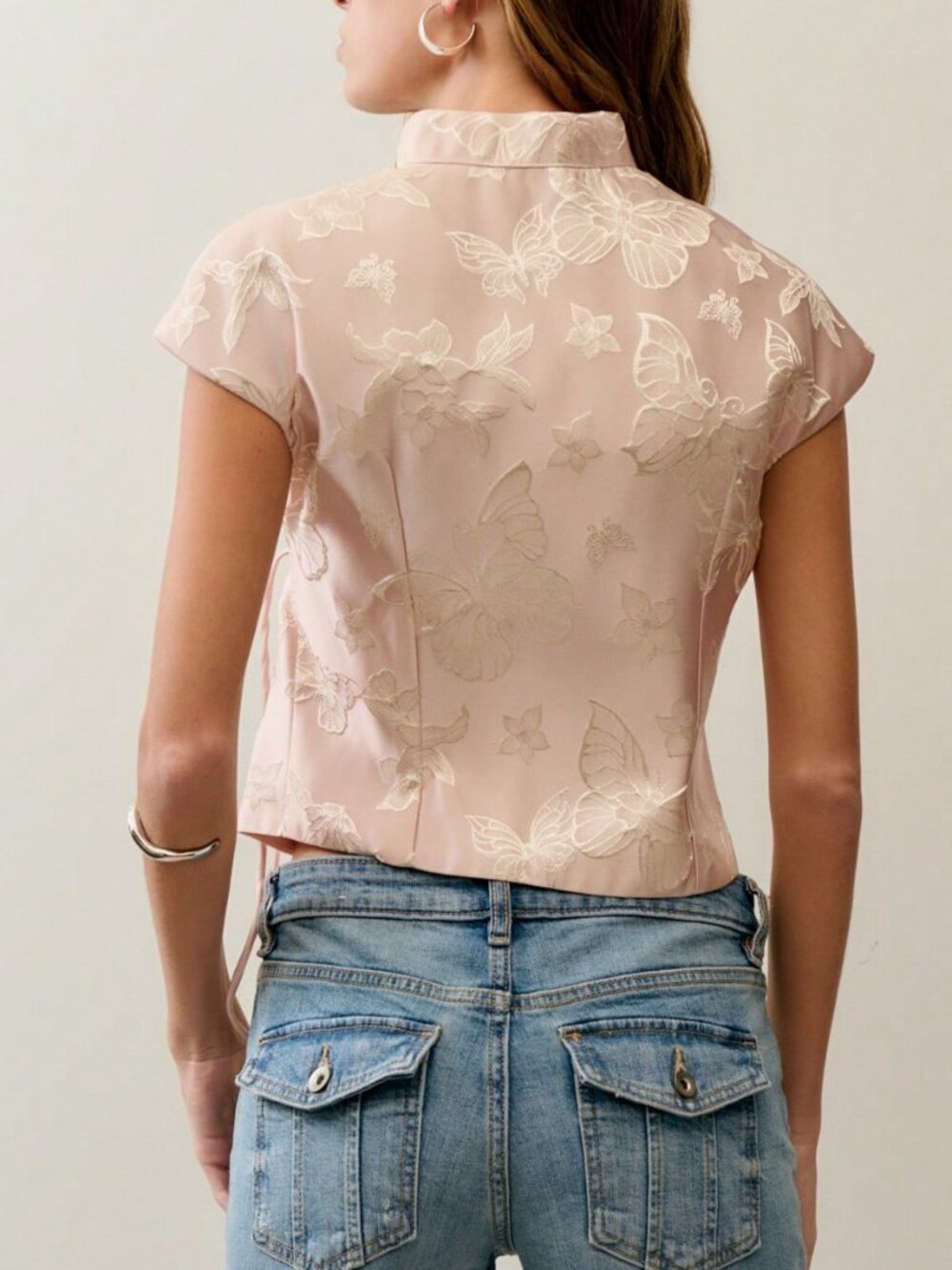 Apricot Casual Women's Chinese-Style Top with Frog Buttons and Stand Collar - Picture 2 of 6
